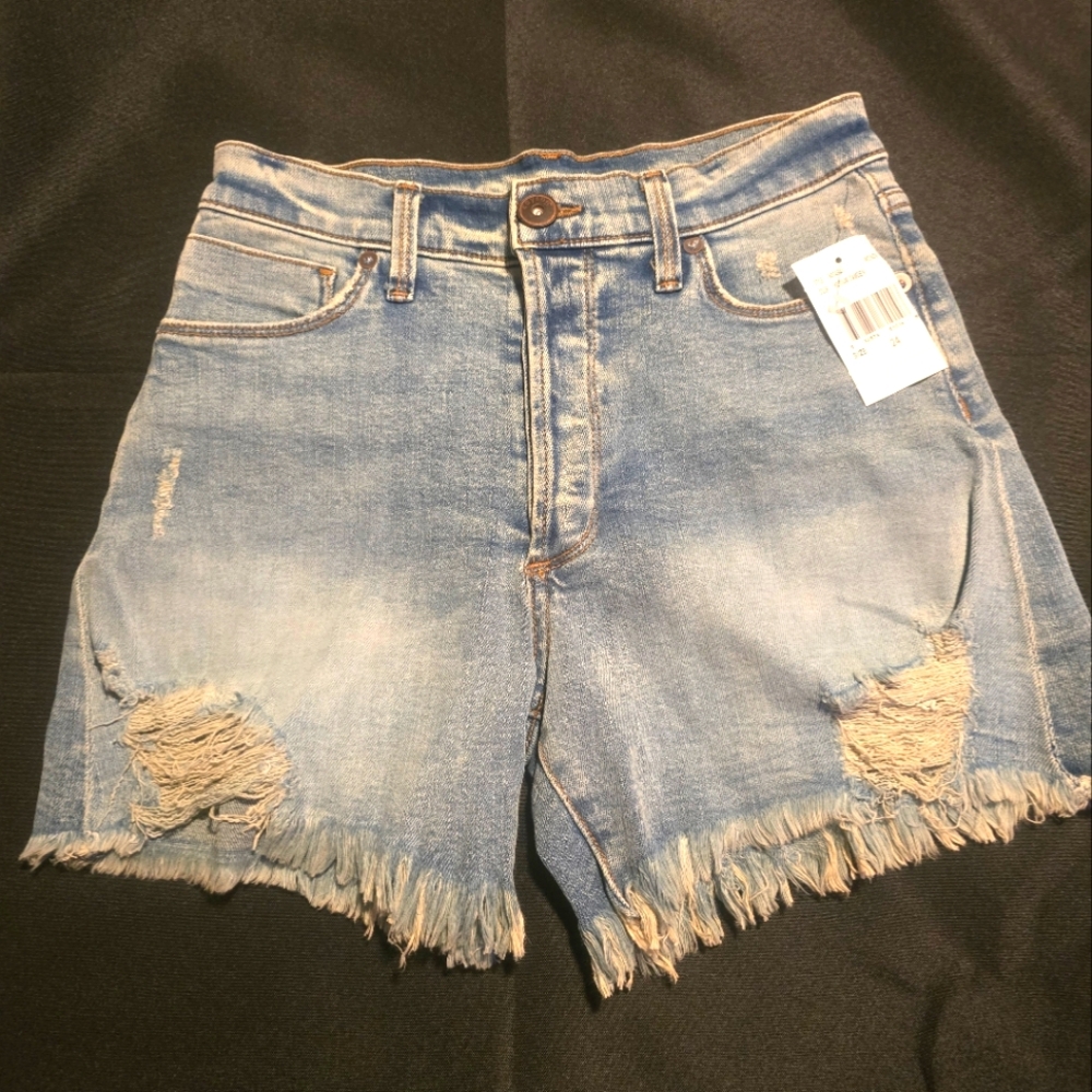 Edyson Delon high rise shorts
